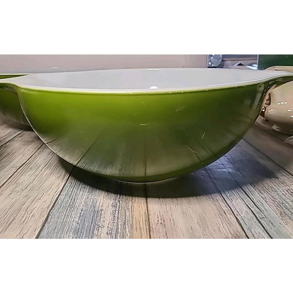 3 Pyrex Verde Green Cinderella Mixing Bowls Vintage. 2 444 4qt And 1 442 2.5 Qt. - Picture 8 of 9